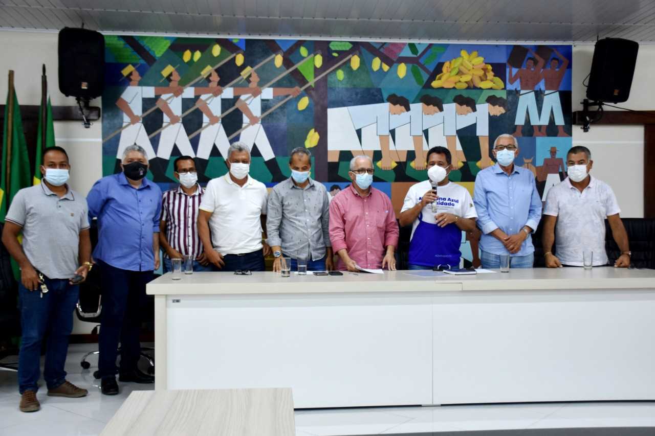 Camacã: Secretário do Estado Josias Gomes visita Camacã e assina convênios com o CIMA